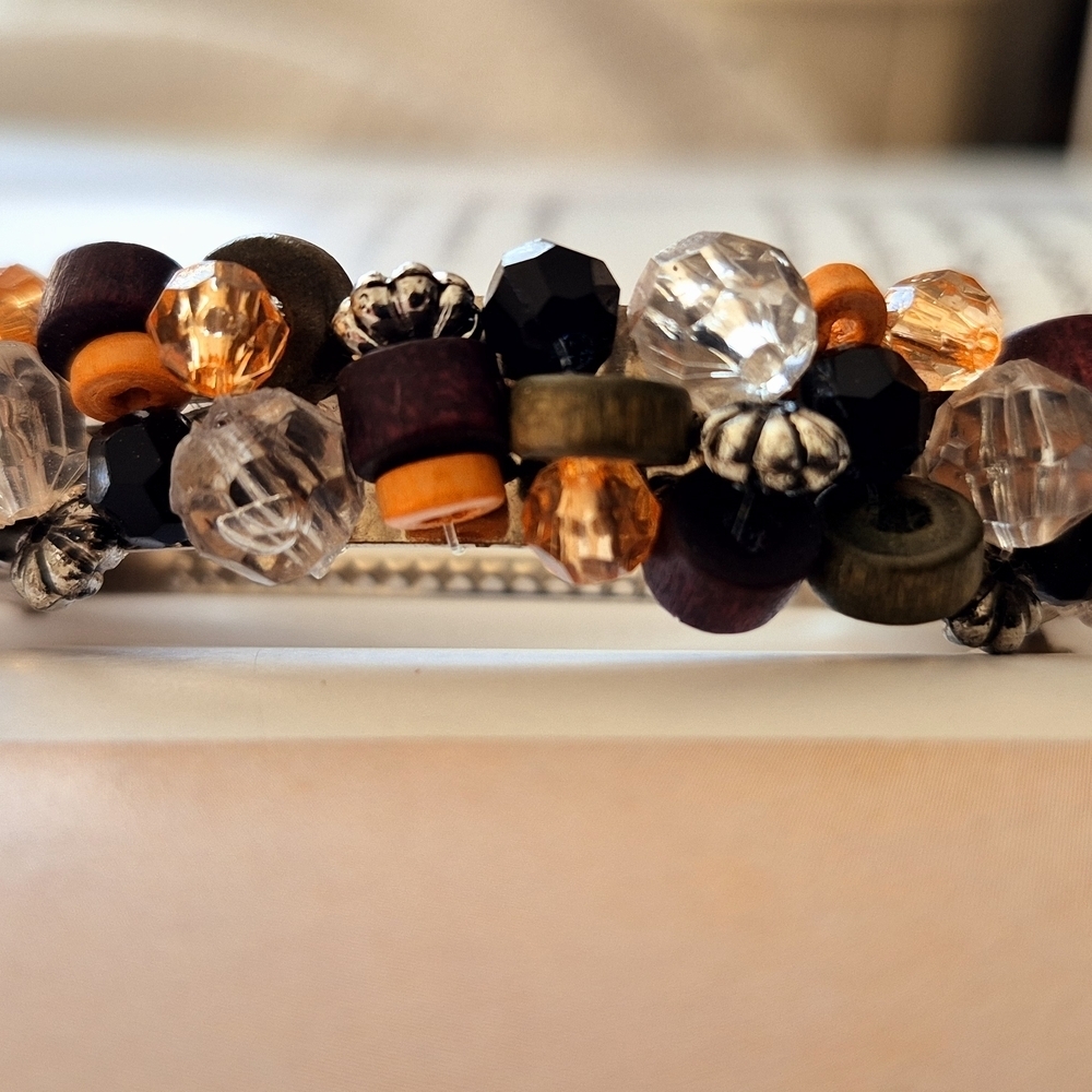 Vintage HairClip Barret with Orange And Wooden Beads - Picture 3 of 5